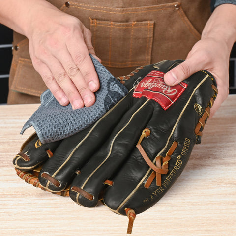 Baseball Leather Glove Cleaner (8oz)